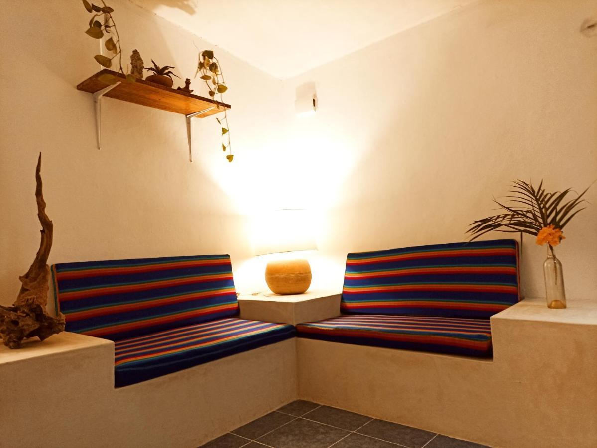 Casa De Los Pajaros - B&B Valladolid  Bagian luar foto