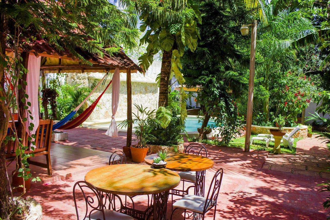 Casa De Los Pajaros - B&B Valladolid  Bagian luar foto