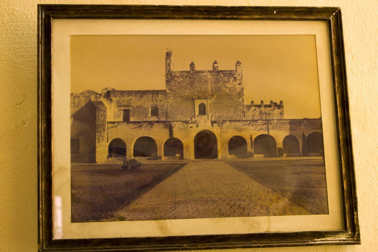 Casa De Los Pajaros - B&B Valladolid  Bagian luar foto